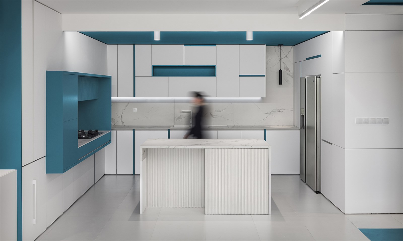 Double Ceiling Apartment